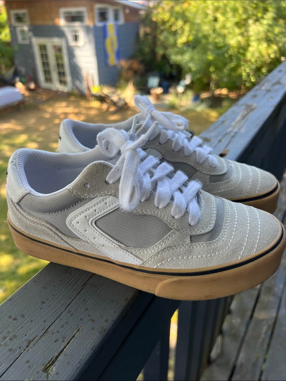 Airwalk Skate shoes size 4